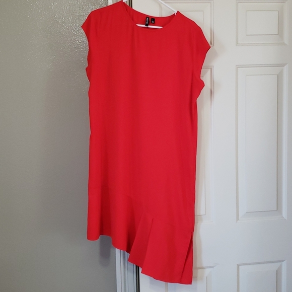 vallette Dresses & Skirts - Red Shift Dress